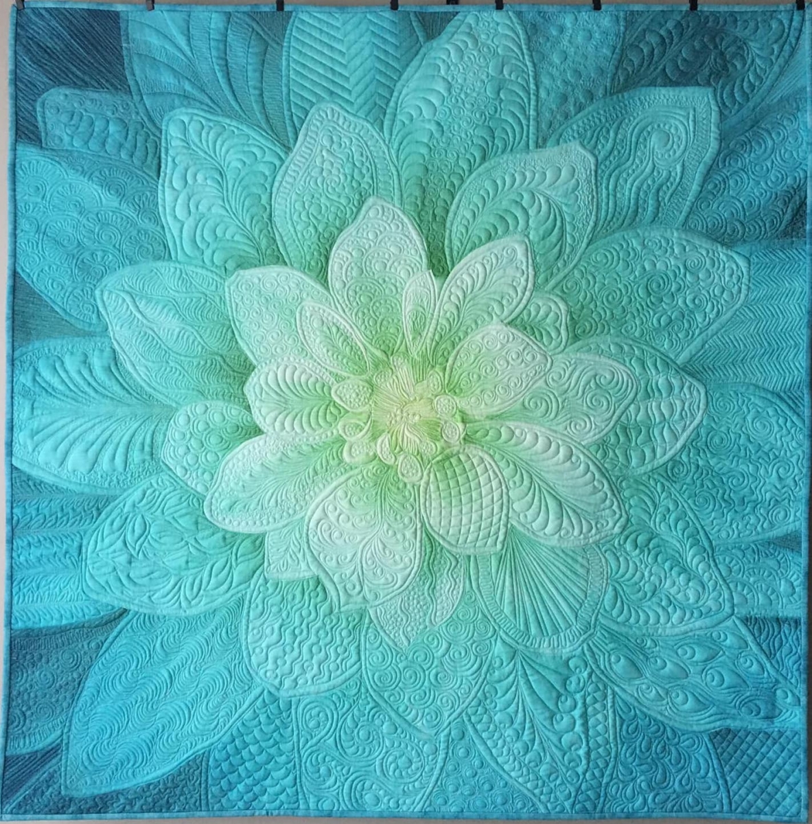 Big Dream quilt (Flower) copy.jpg