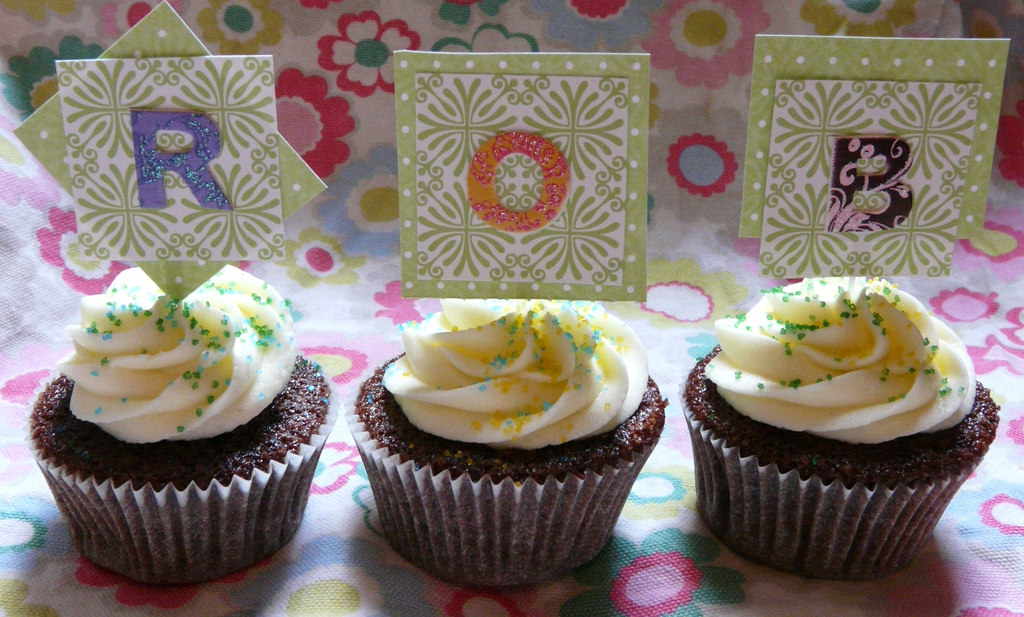Rob cupcakes.jpg