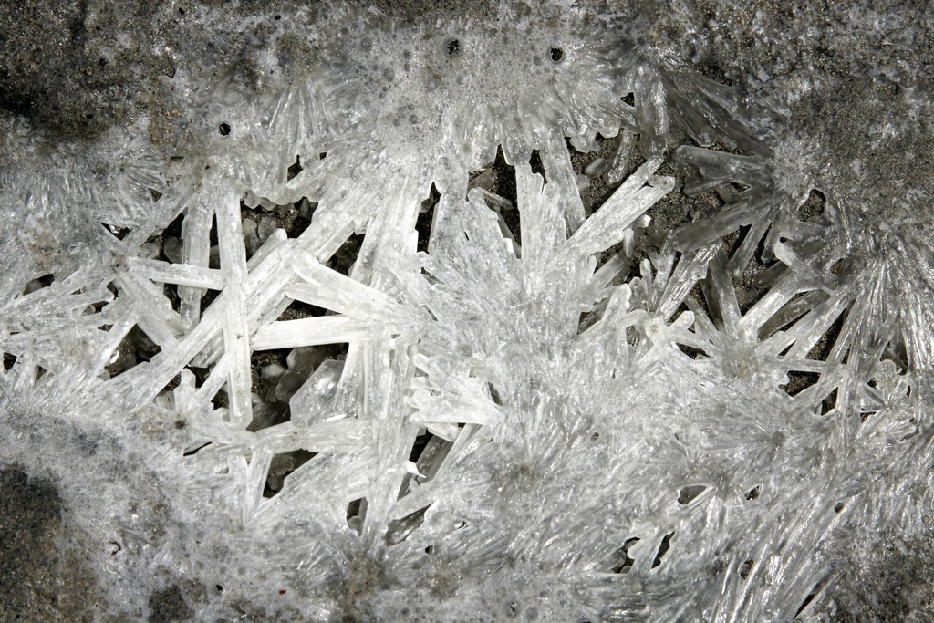 Salt crystals of the Great Salt Lake.jpg