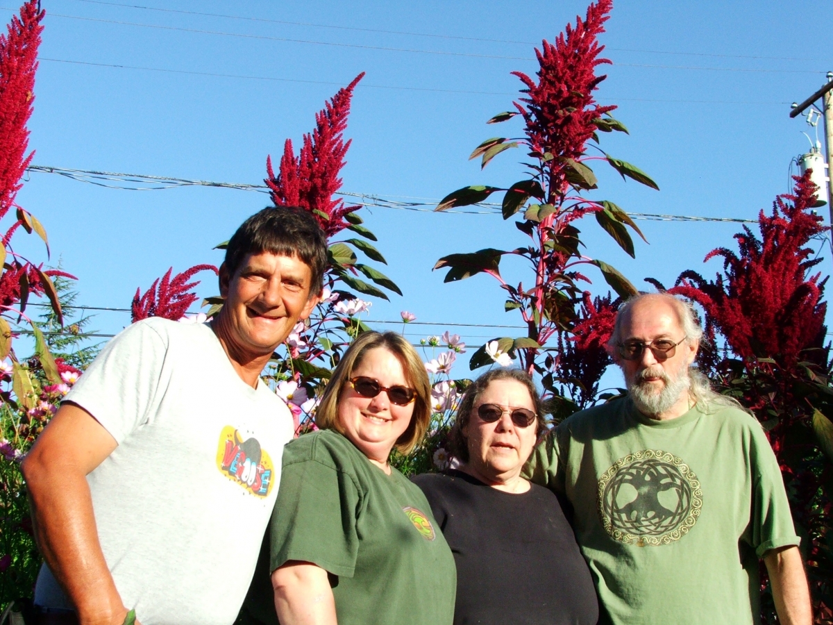Walt, Kimberly, J, Mack, Sept 09_1.jpg