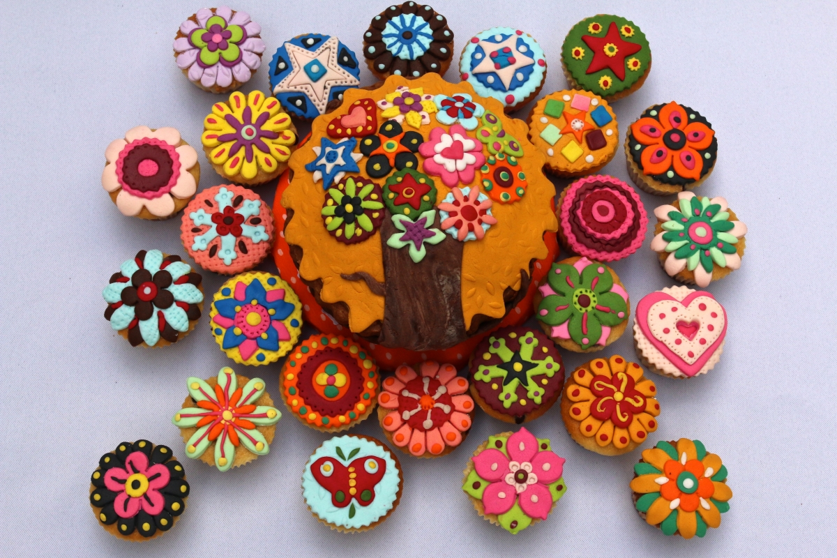 cupcakes, tree mandala.jpg