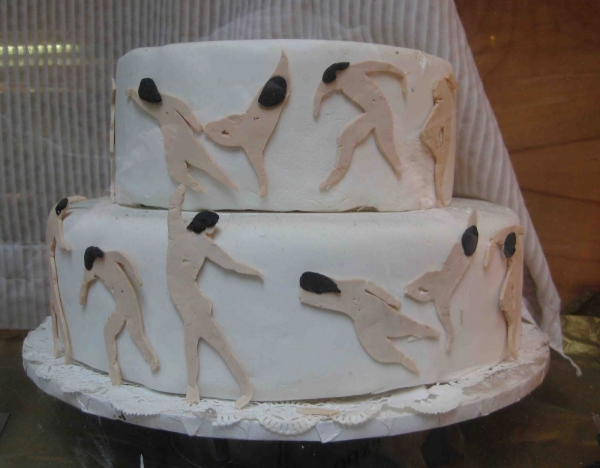 danceCake_0.jpg