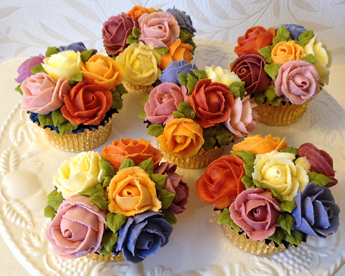floral cupcakes.jpg