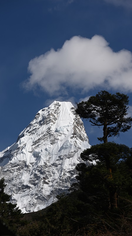 003_Amadablam_Tengboche.jpg