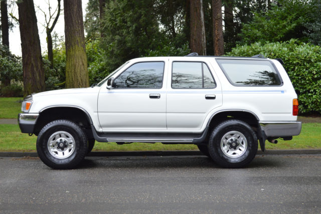 1-owner-toyota-4runner-sr5-v6-4-door-5-speed-manual-4x4-only-116355-miles-1.jpg