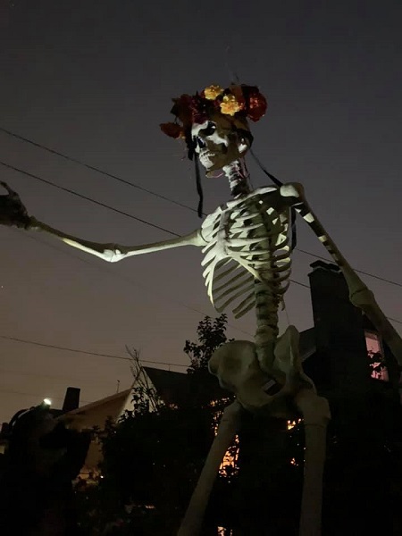 12 foot skeleton.jpg