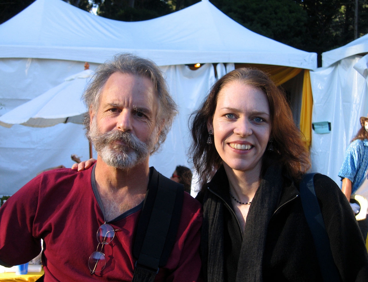 1280px-Bob_Weir_&_Gillian_Welch.jpg