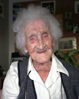 161005-jeanne-calment-mug-235p_fb8049a0e657fb14baab2ae83ece9a02_nbcnews-fp-320-400_0.jpg
