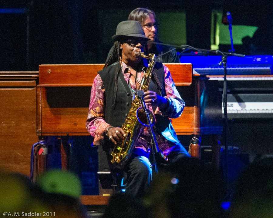 2011_04_06_Furthur-529_0.jpg
