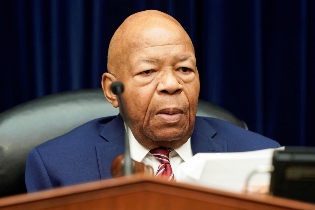 2019-07-28t171525z-1472492690-rc15b98beaa0-rtrmadp-3-usa-trump-cummings.jpg