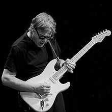 220px-Steve_Miller_Live.jpg