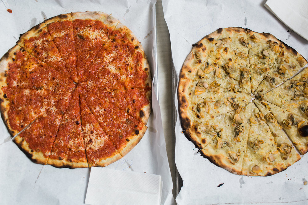 Allegra_Anderson_Photography_New_Haven_Connecticut_Food__Photographer__Pepes_Pizza_82.jpg