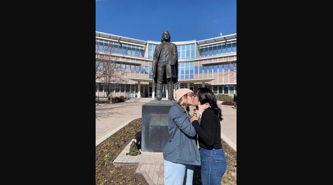 BYU Gay kiss.jpg