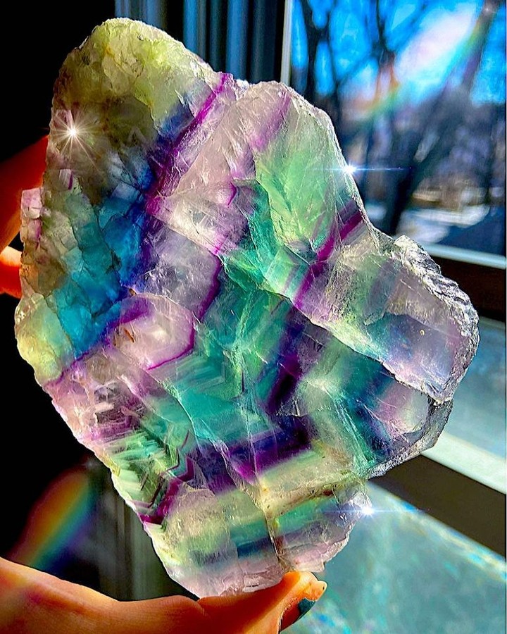 Crystal_0.jpg