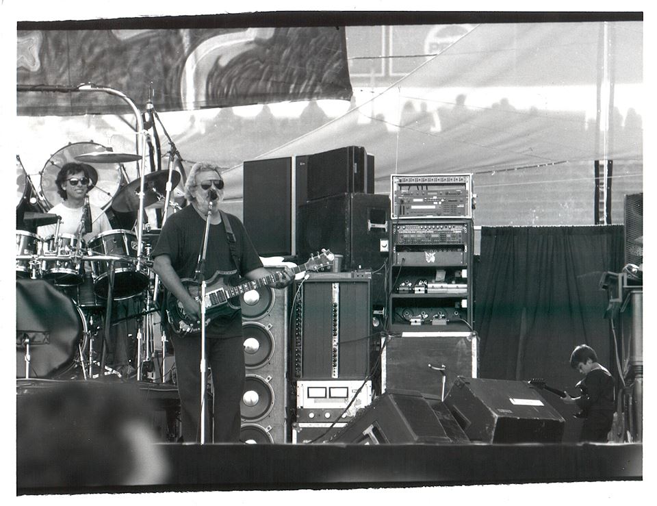 Dead at Autzen with Taro Hart  pic Billy Clotere.jpg
