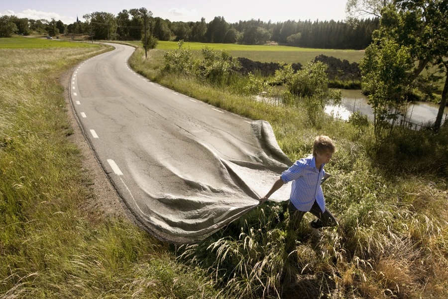 Erik-Johansson-Spotlight_0.jpg