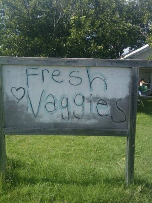 Grammar_SpellingIsImportant_sign_FreshVaggies_Veggies_Vegetables.jpg