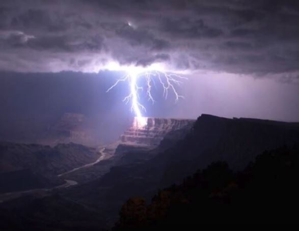 Grand Canyon Lightning 2.JPG