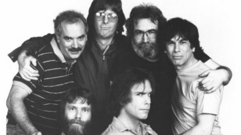 Gratefeul-Dead-Press-1985-480x270.jpg