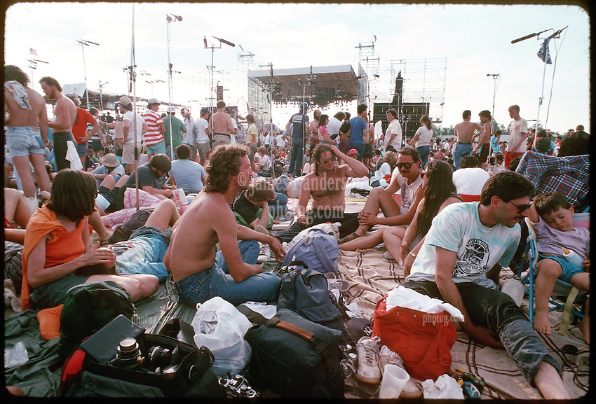 Grateful-Dead-Oxford-ME-1988-C25-07.jpg