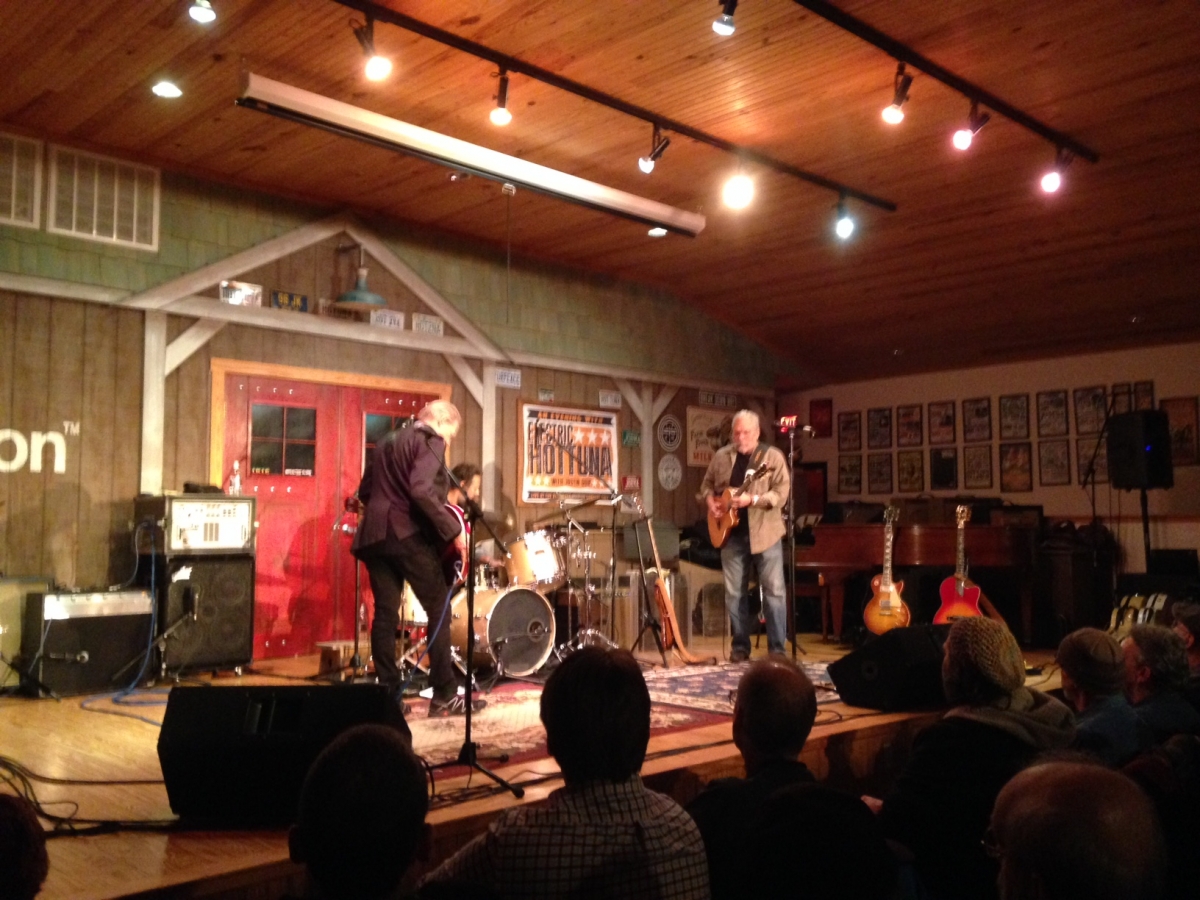 IMG_2009 Hot Tuna.JPG