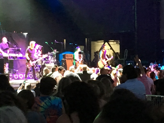 Joan Jett  Jones Beach 07232017 091 resize.jpg