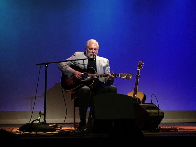 Jorma Kaukonen Suffolk Theater 03092018 114 resize.jpg