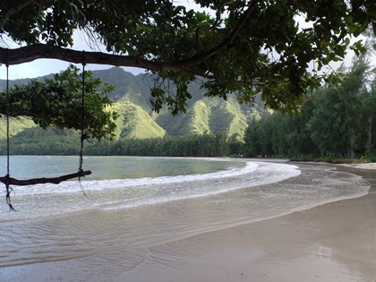 Kahana Bay_0.jpg