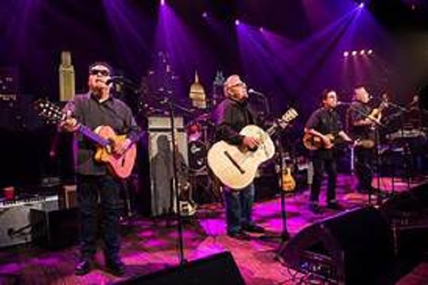 Los Lobos.jpg