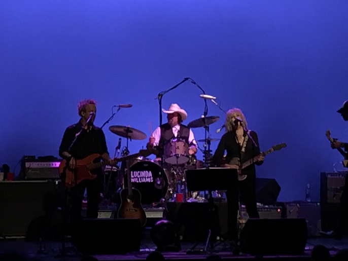 Lucinda Williams Westhampton Beach 08152017 259 resize.jpg