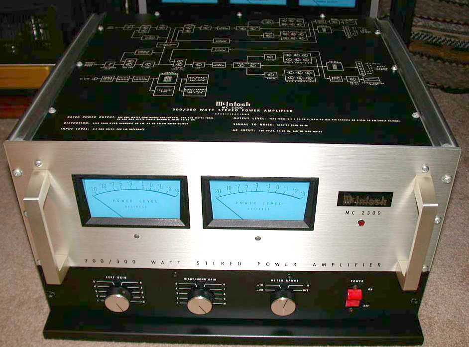 Mcintosh_MC-2300_Front.jpg