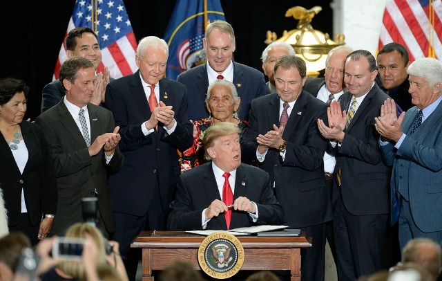 Monument signing (640x406).jpg