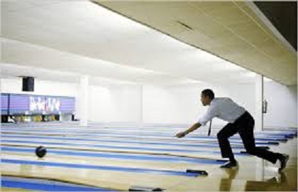Obama Bowling.jpg