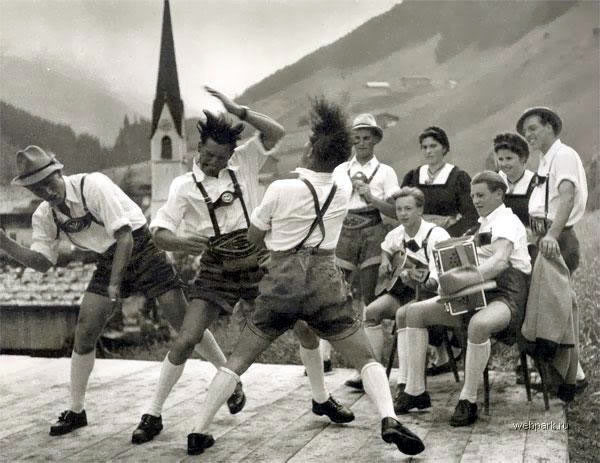 Party_Germany_Alps_weird_funny_rockoutalps.jpg
