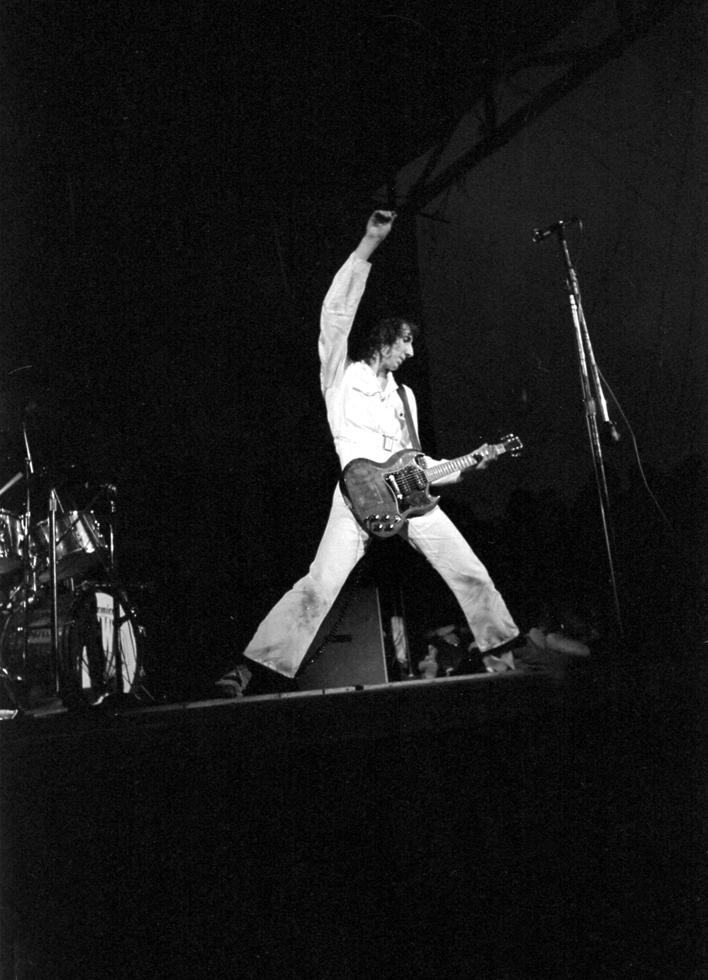 Pete-Windmill-300.jpg