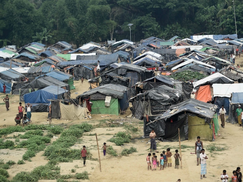 Rohyinga Refugee Camp (800x600).jpg