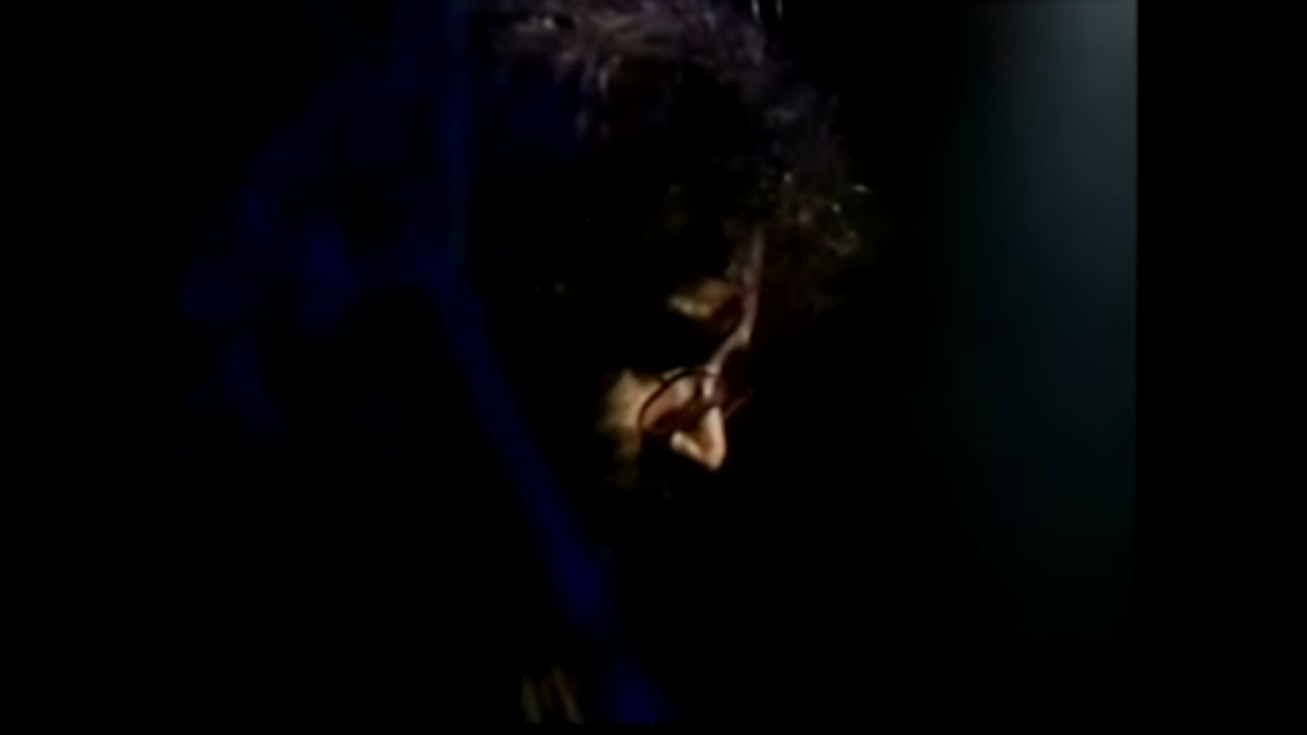 Screenshot_20211231-222330_YouTube.jpg