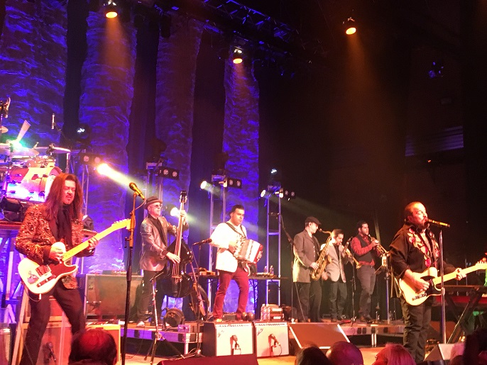 The Mavericks The Space Westbury, NY 12082017 096 resize.jpg