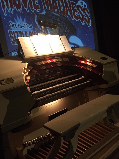 Theater Organ.jpg