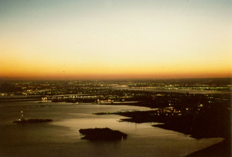 World Trade Center Sunset 1-30-81.JPG