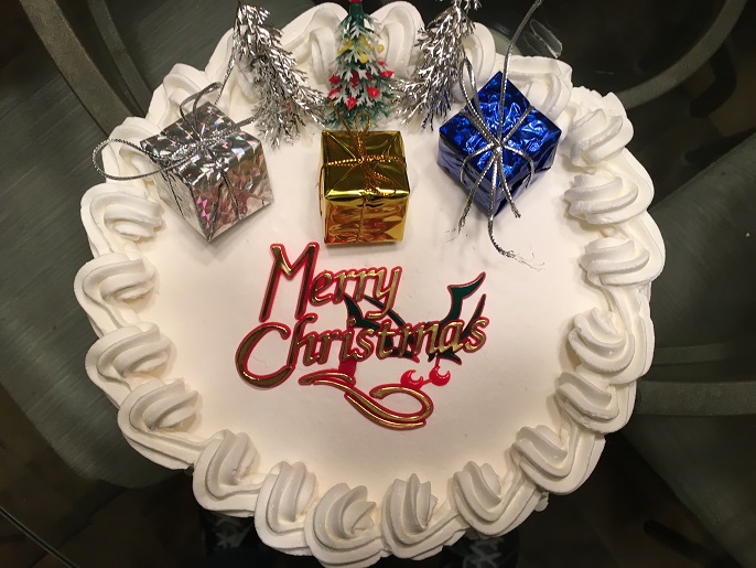 XMAS 2017 Cannoli Cake.jpg