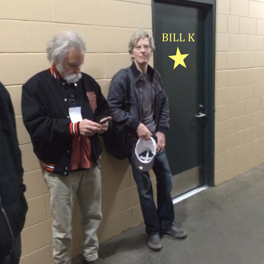 bobby-phil-backstage-glum2.jpg