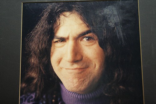 dead-13-jerry-garcia.jpg