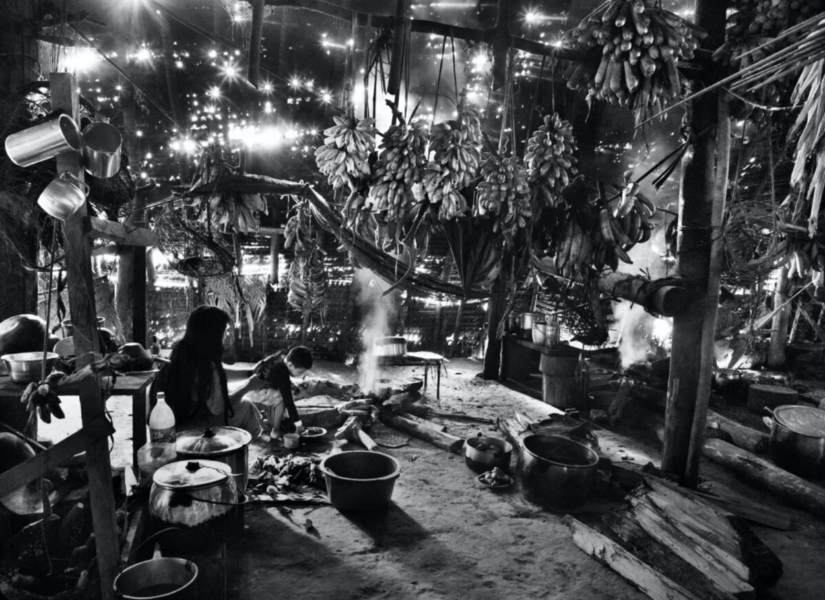 doorofperception.com-Sebastiao-Salgado-Amazonia-Indigenous-Amazon-Rainforest-61-1200x873.jpg