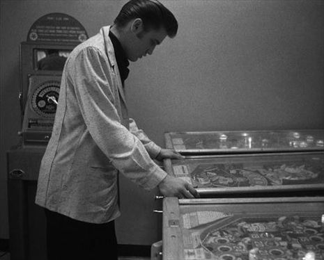 elvis-pinball.jpg