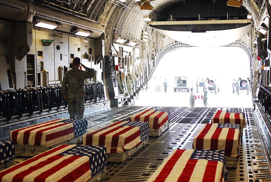 flag-draped-coffins-of-five-us-soldiers-everett.jpg