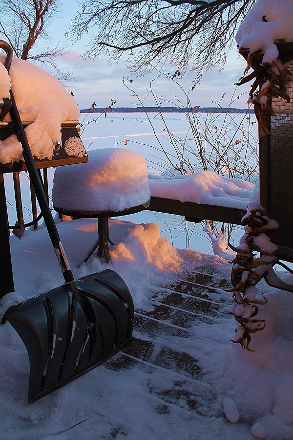 fluffy snowfall.JPG