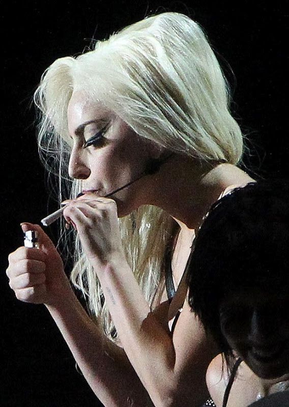 gaga.jpg