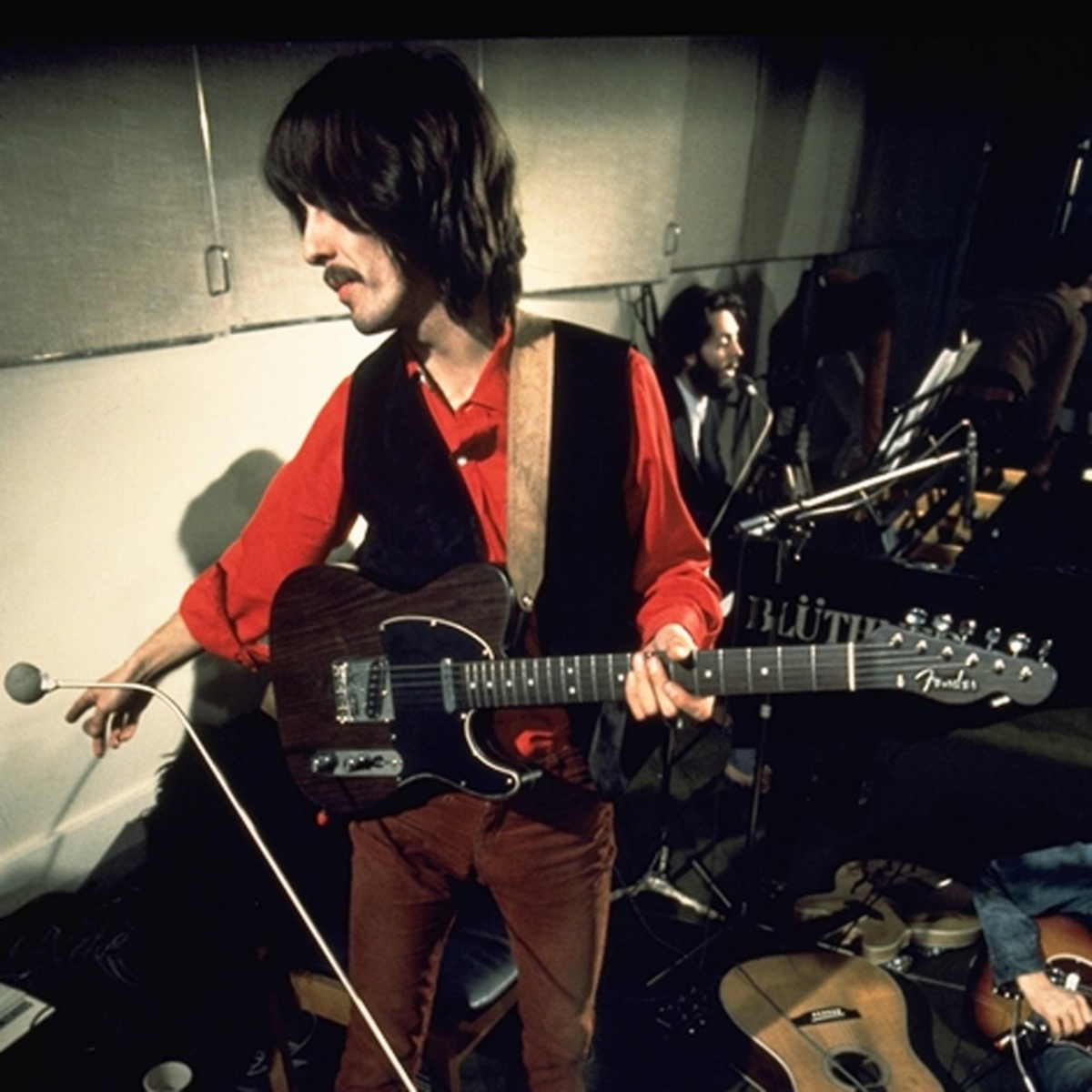 george_harrison_rosewood_telecaster_1968_guitar.jpg