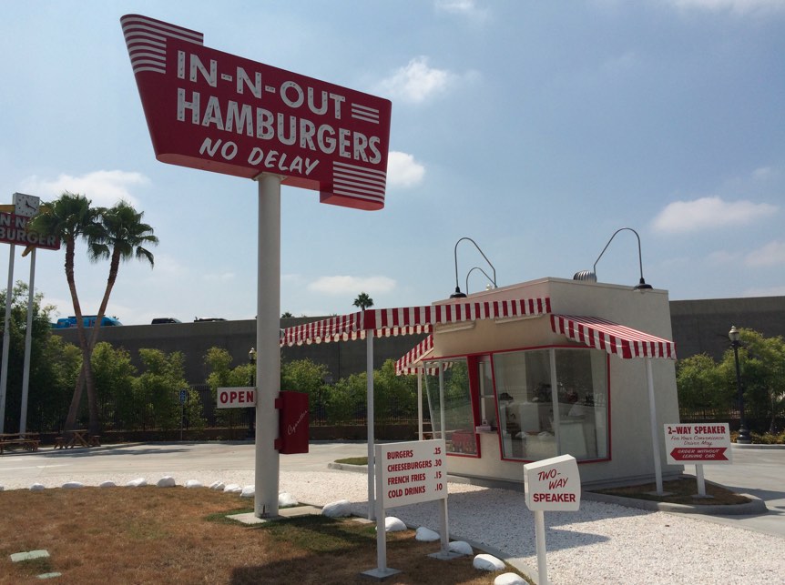 in-n-out-original-location-replica.jpg